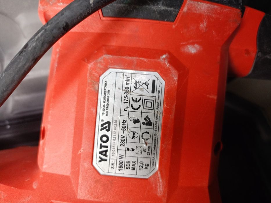 Młot wyburzeniowy Yato