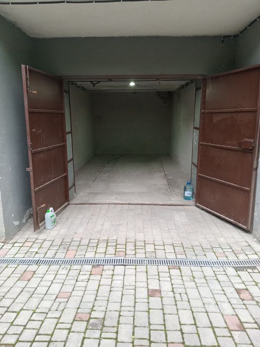 Здам в оренду ГАРАЖ Хотинська 12