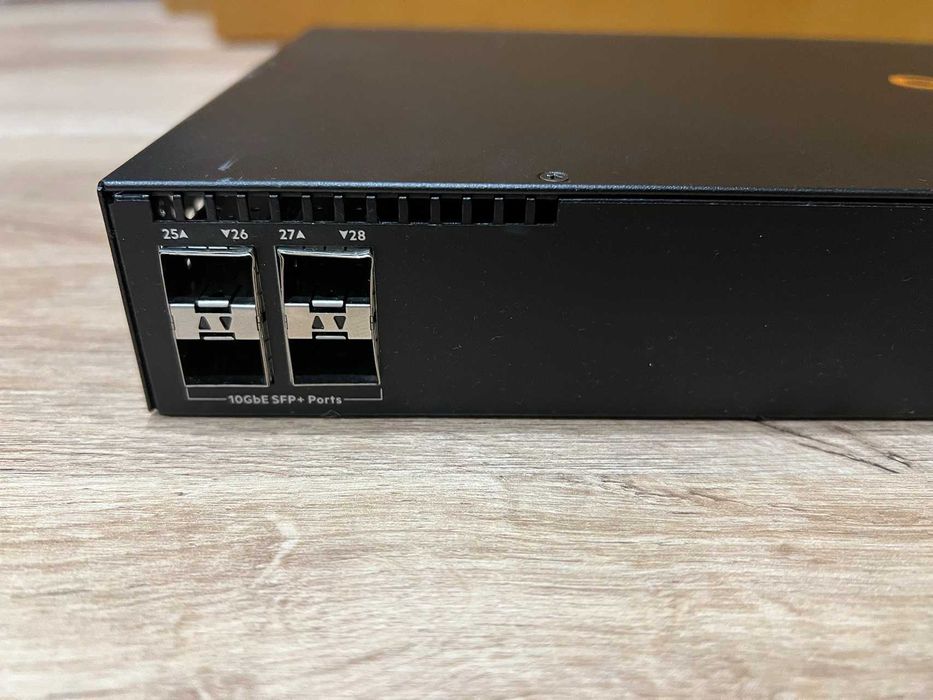 Aruba HP 2540 JL354A 24x1 Gigabit 4x10GbE SFP+ Ports L2 1U Switch