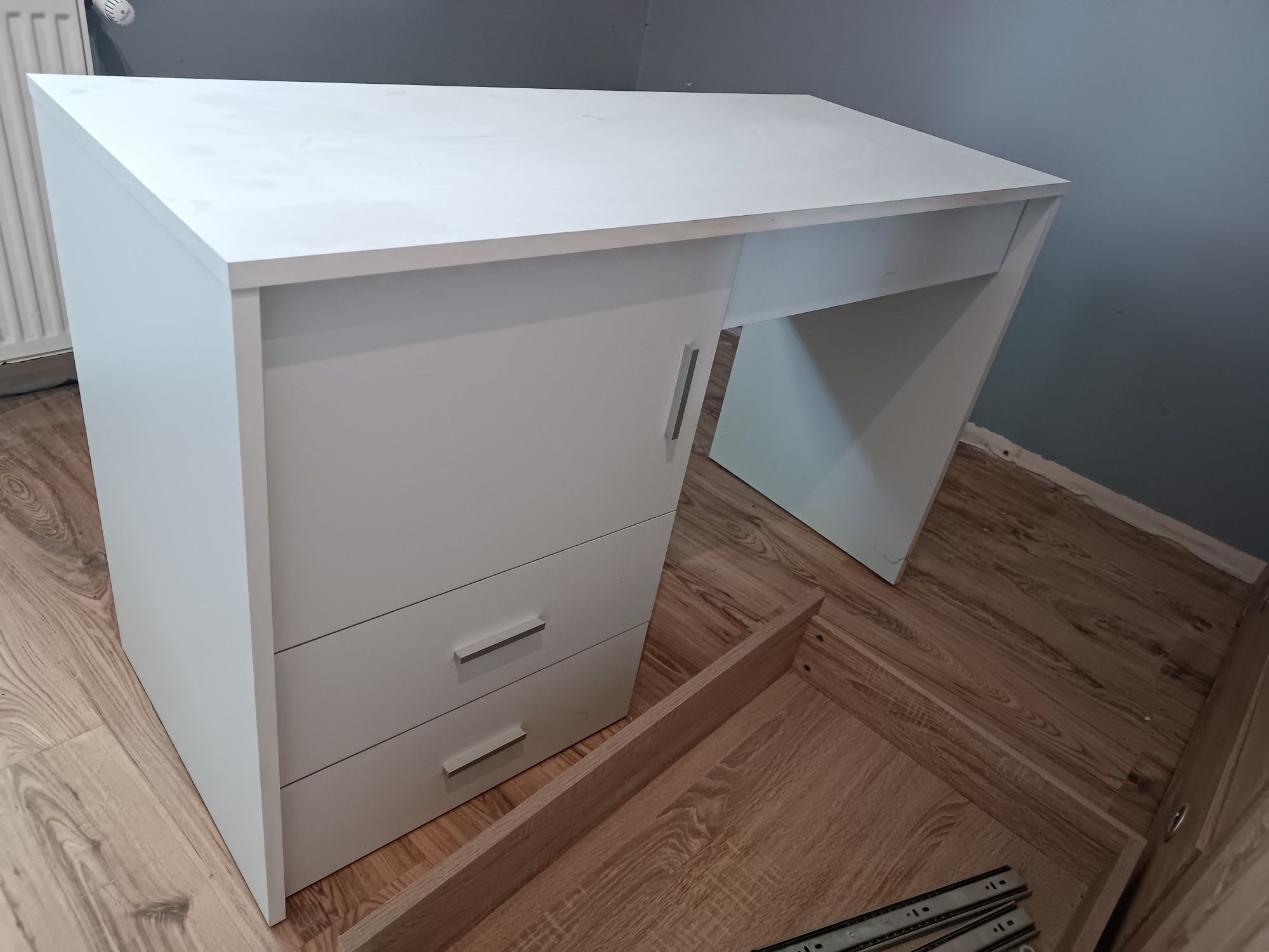 Biurko białe (W74, gł.50, sz.120cm)