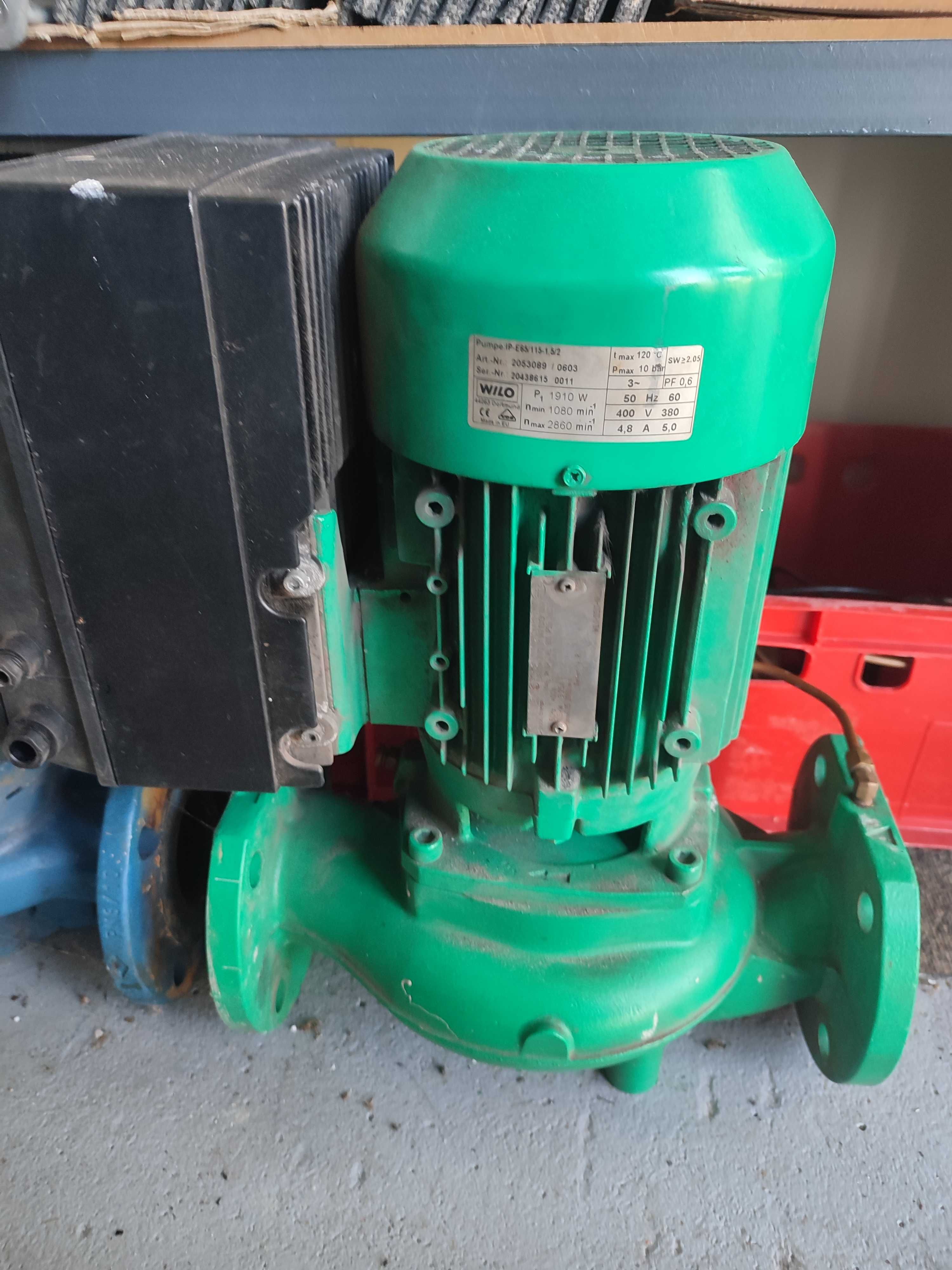 Pompa obiegowa Wilo IP-E 65/115-1,5/2 Dużą pompa z falownikiem