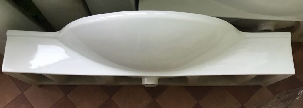 Умивальник на тумбу Devit