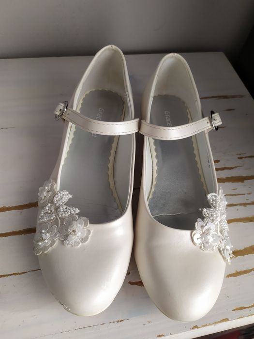 Graceland białe pantofle pantofelki 32 obcas