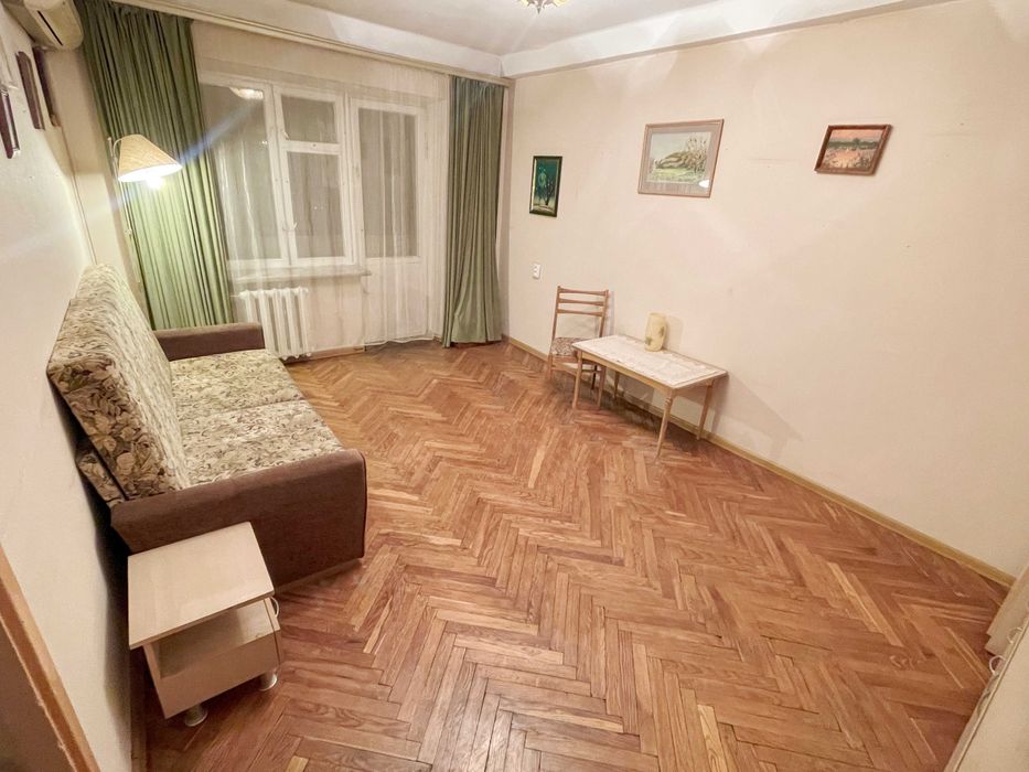 1х квартира метро ЖД Вокзал свет есть всегда, не отключают.