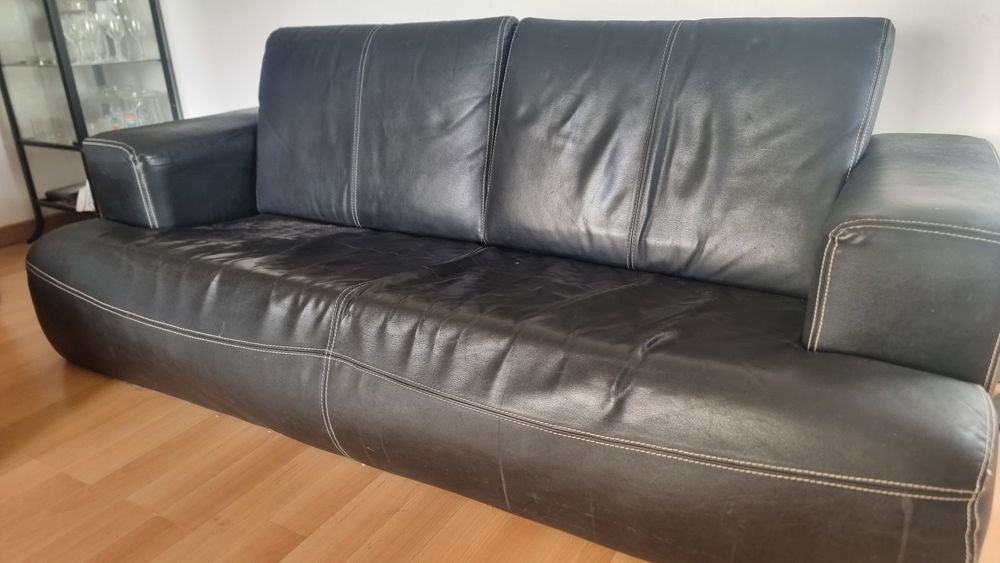 Sofa (pele genuína) só 150€