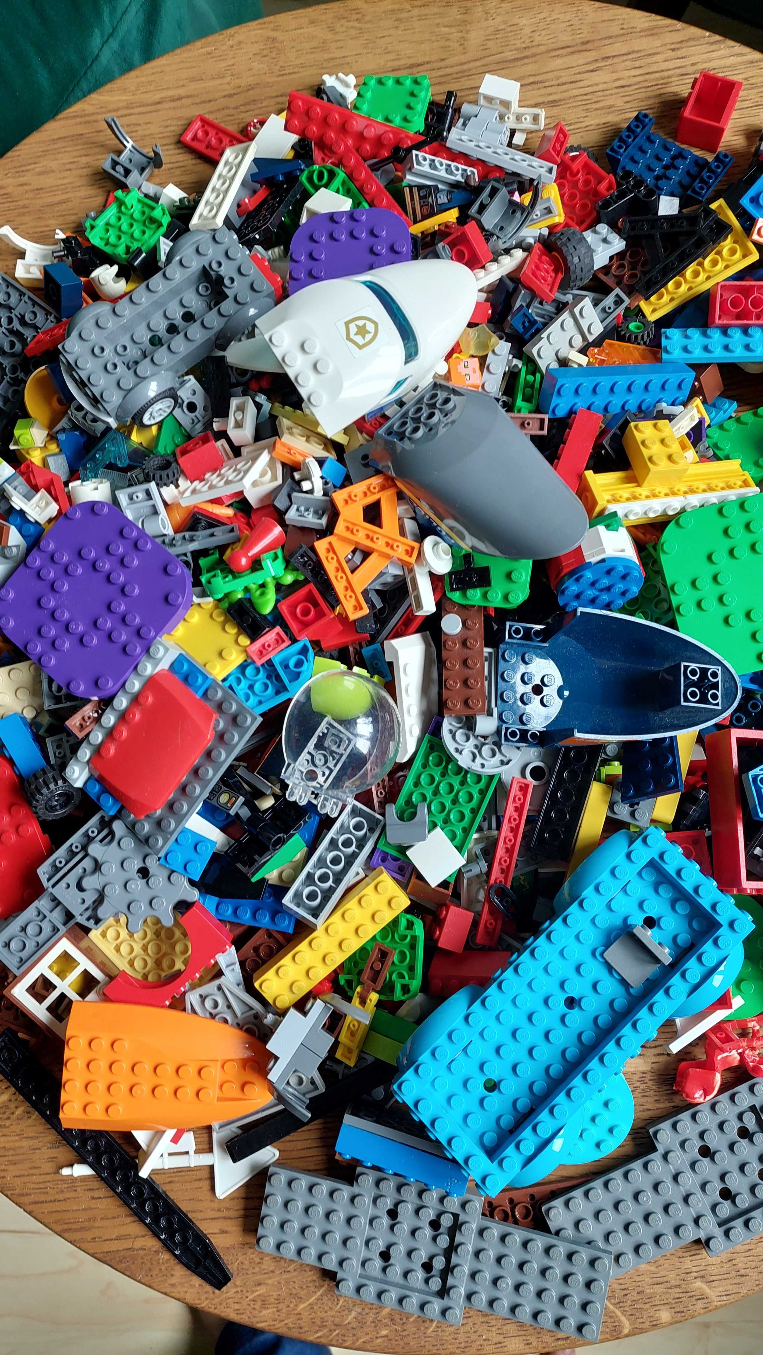 Oryginalne klocki Lego w pudle zmieszane 1,9 KG