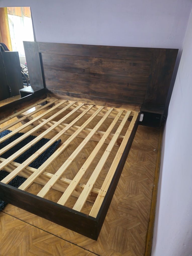 Łóżko 3-osobowe z podświetleniem LED