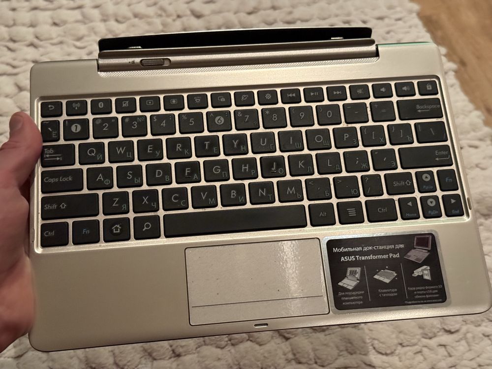 Планшетний ПК Asus tf700t