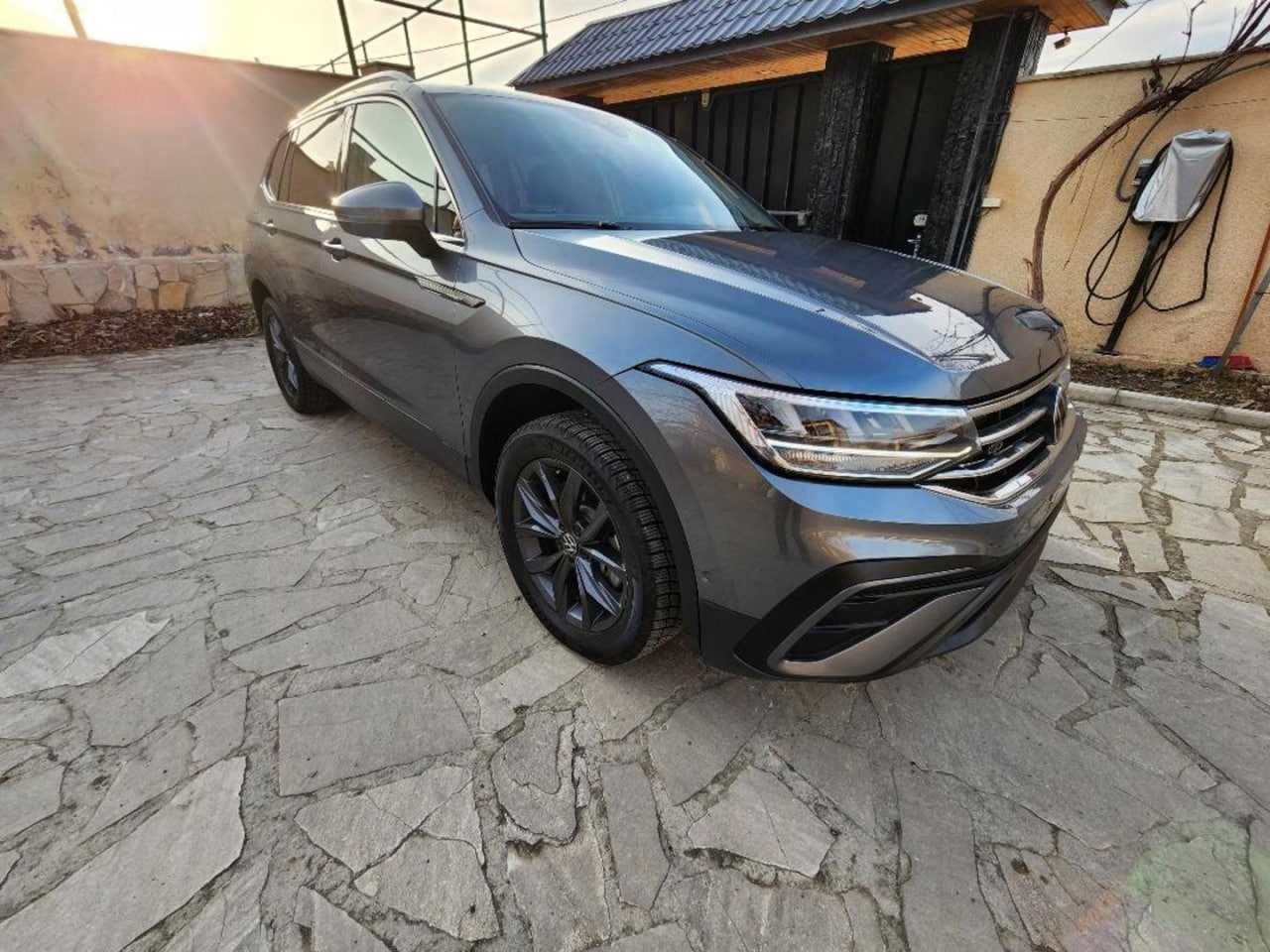 Volkswagen Tiguan 2022 SE