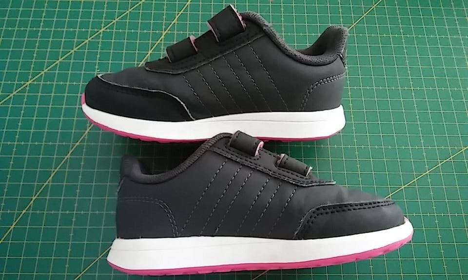 Sapatilhas -nº 24 - Adidas - sem palmilhas