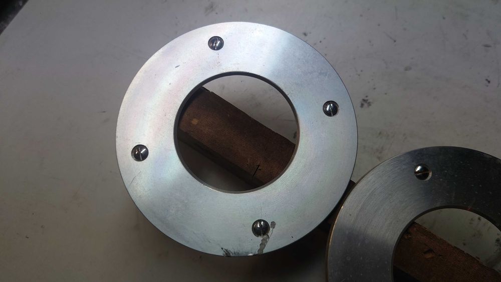 Unitra pierścienie kolumny