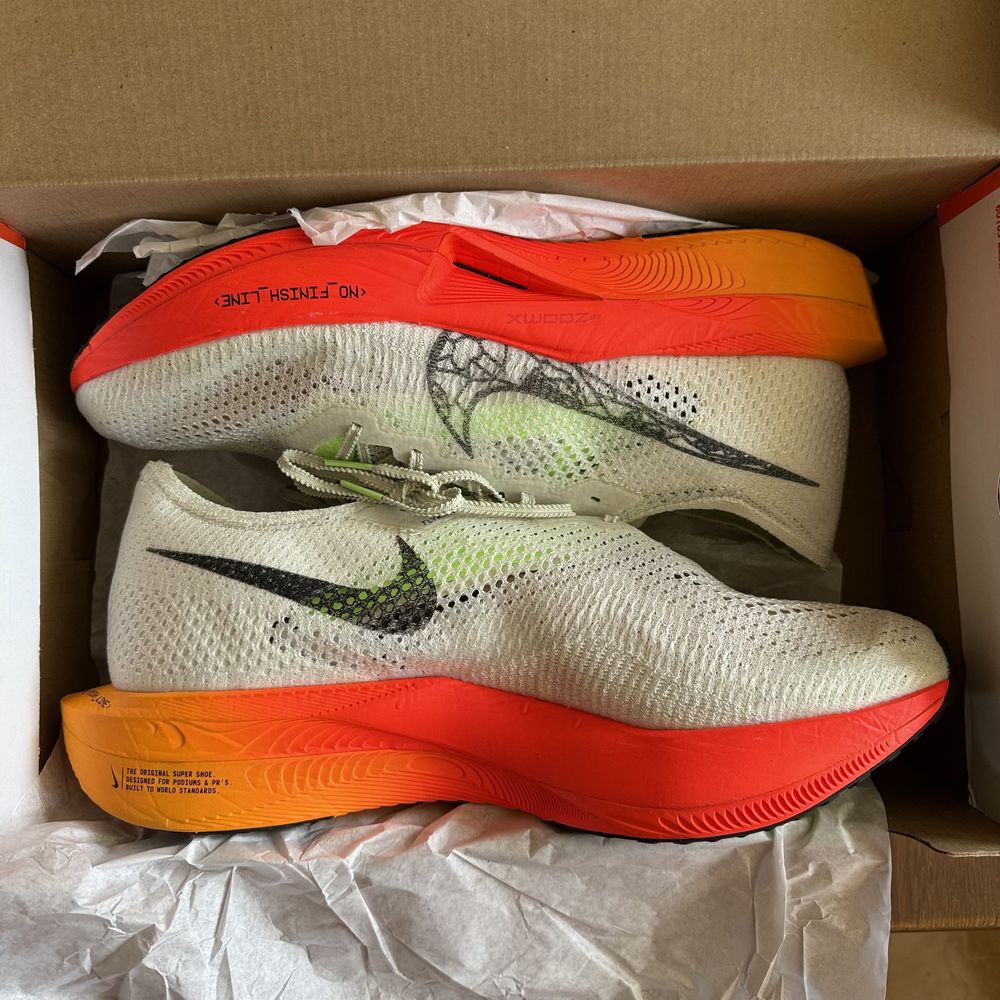 Нові Кросівки Nike ZoomX Vaporfly Next% 3(47.5/48.5/49.5)