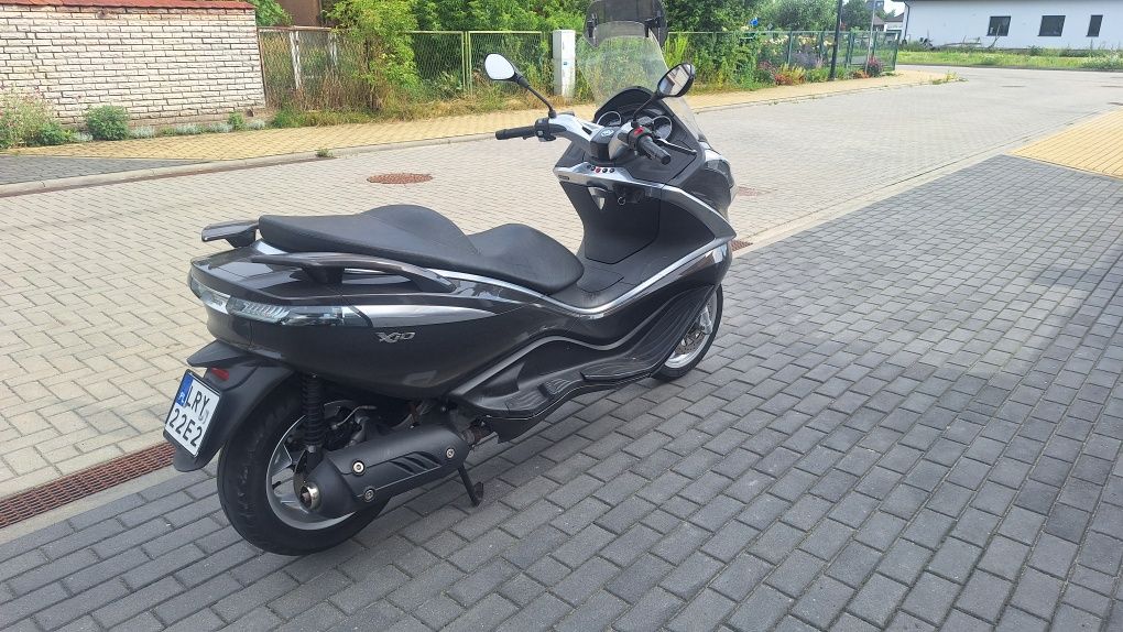 Skuter Paggio x10 125 mały przebieg. Godny polecenia