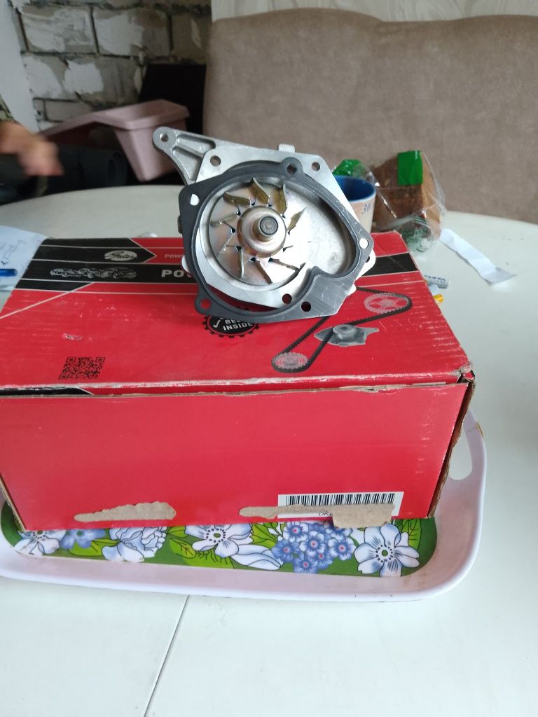 Водяна Помпа KP15578XS