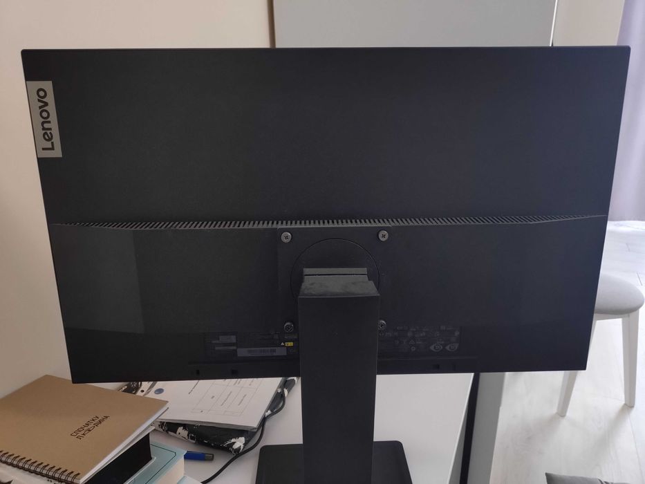 Монітор Lenovo ThinkVision E27q-20