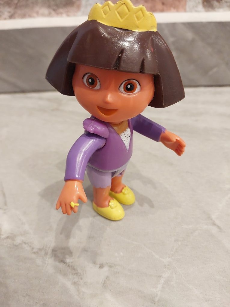 Figurka ruchoma Dora 10 cm Mattel