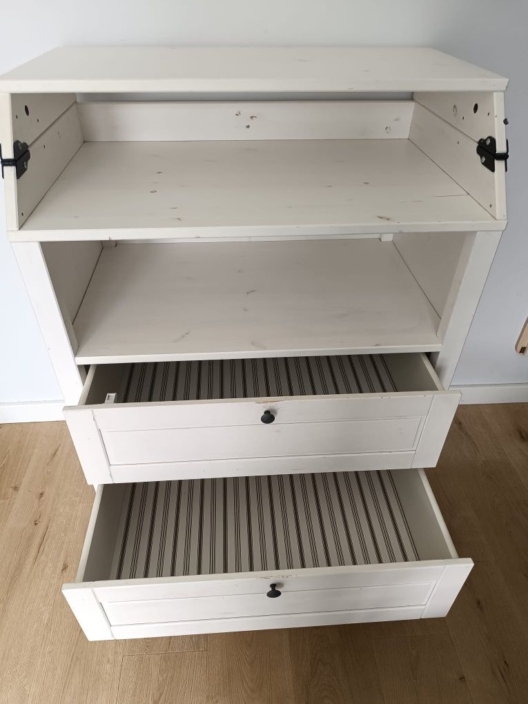 Sprzedam komoda z przewijakiem IKEA SUNDVIK