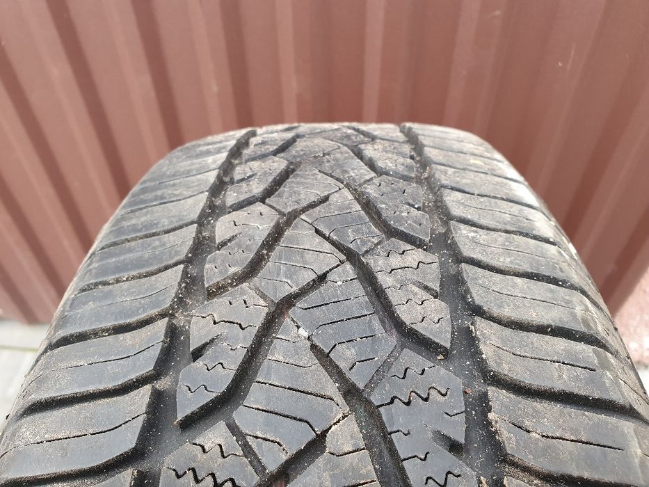 Opony całoroczne 195/65/15
