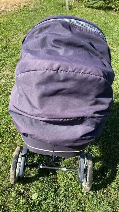 Дитячий візочок