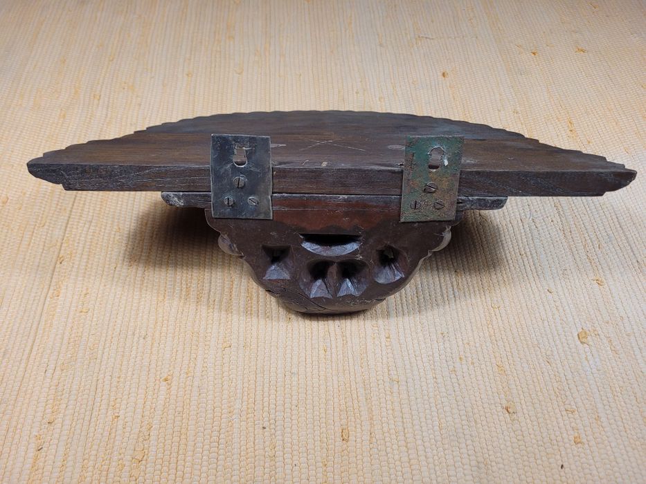 Peanha / Mísula em madeira 45 x 23,5 x 14