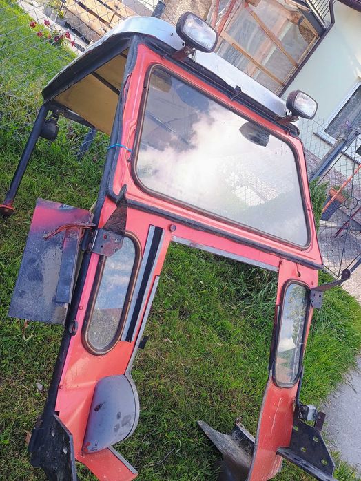 Kabina Massey Ferguson 135