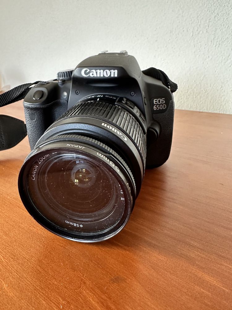 Canon 650D com pouco uso