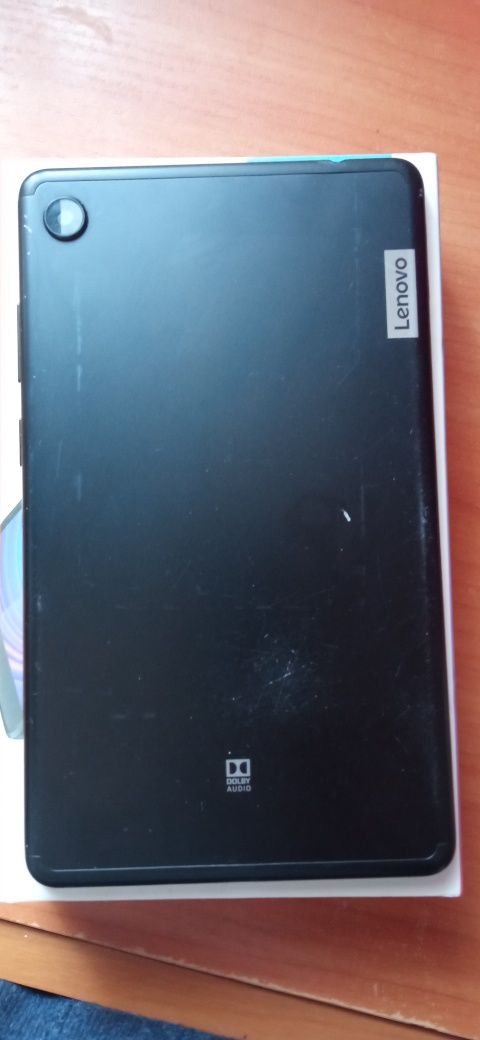 Планшет Lenovo Tab 7