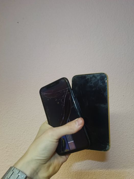 iPhone 11 128gb iCloud lock