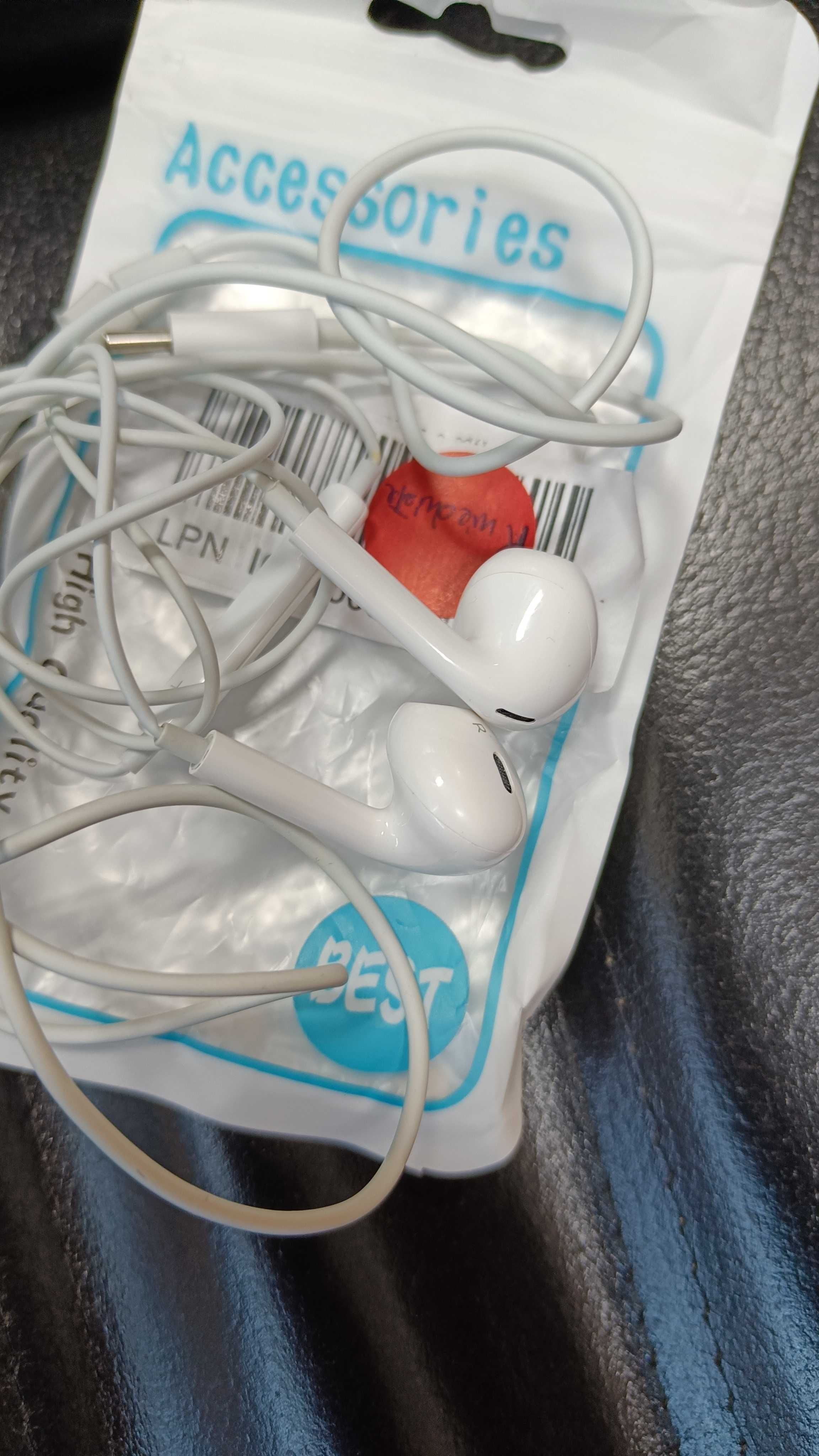 Uszkodzone Prawa nie działa Słuchawki douszne usb-c