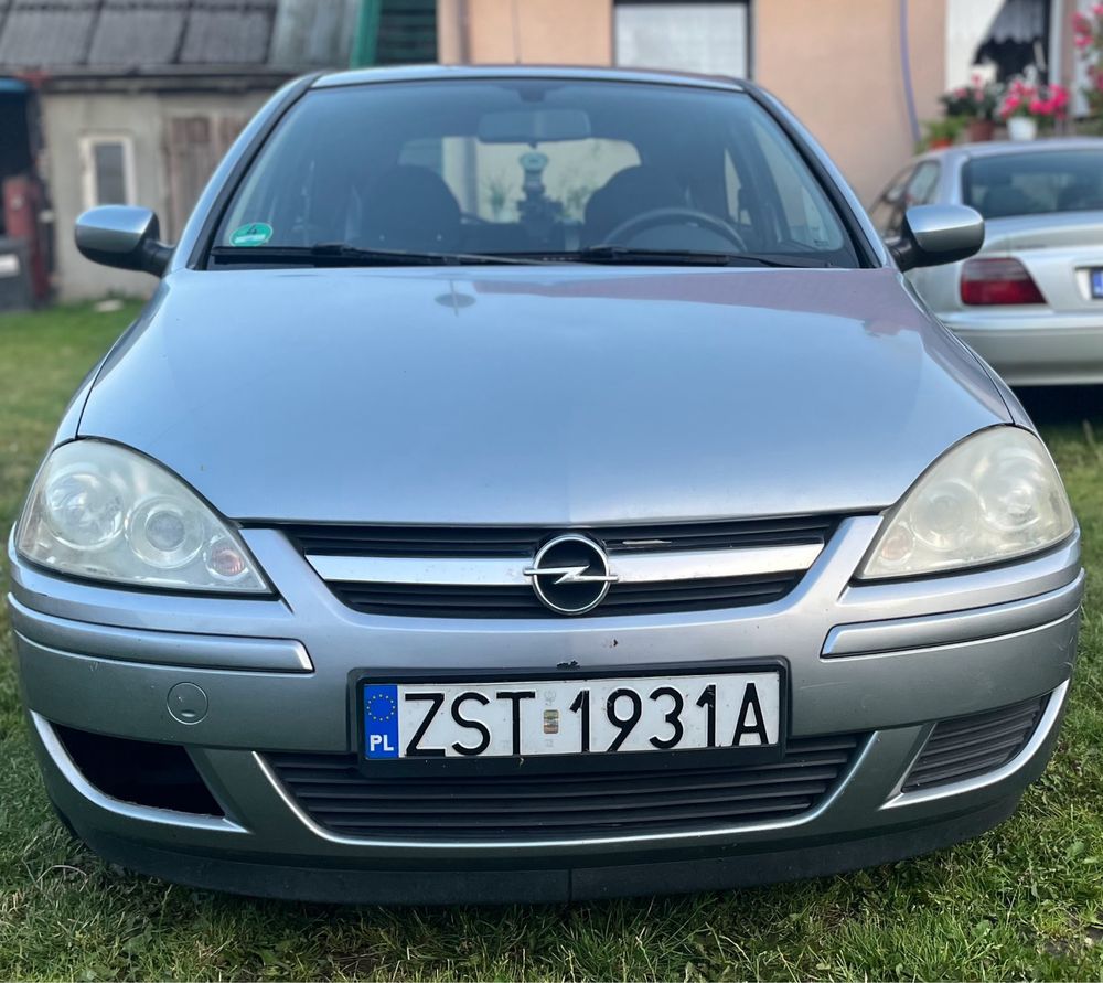 Opel Corsa C 1.0 trzydrzwiowy