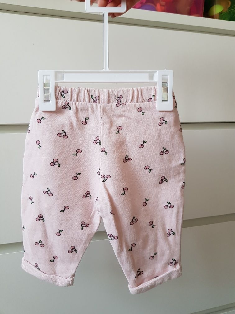 Spodenki dresy spodnie wisienki 68 reserved różowe na wiosnę lato