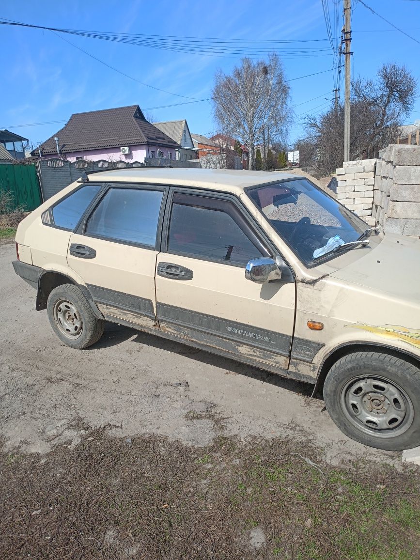 Продам ваз 2109 на полном боевом ходу