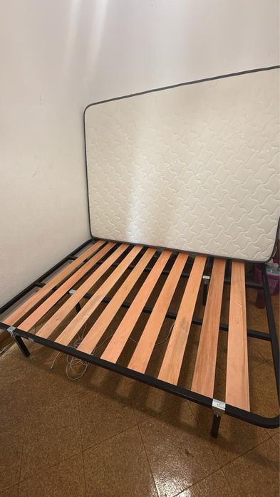 Cama De Casal + Base 140x190