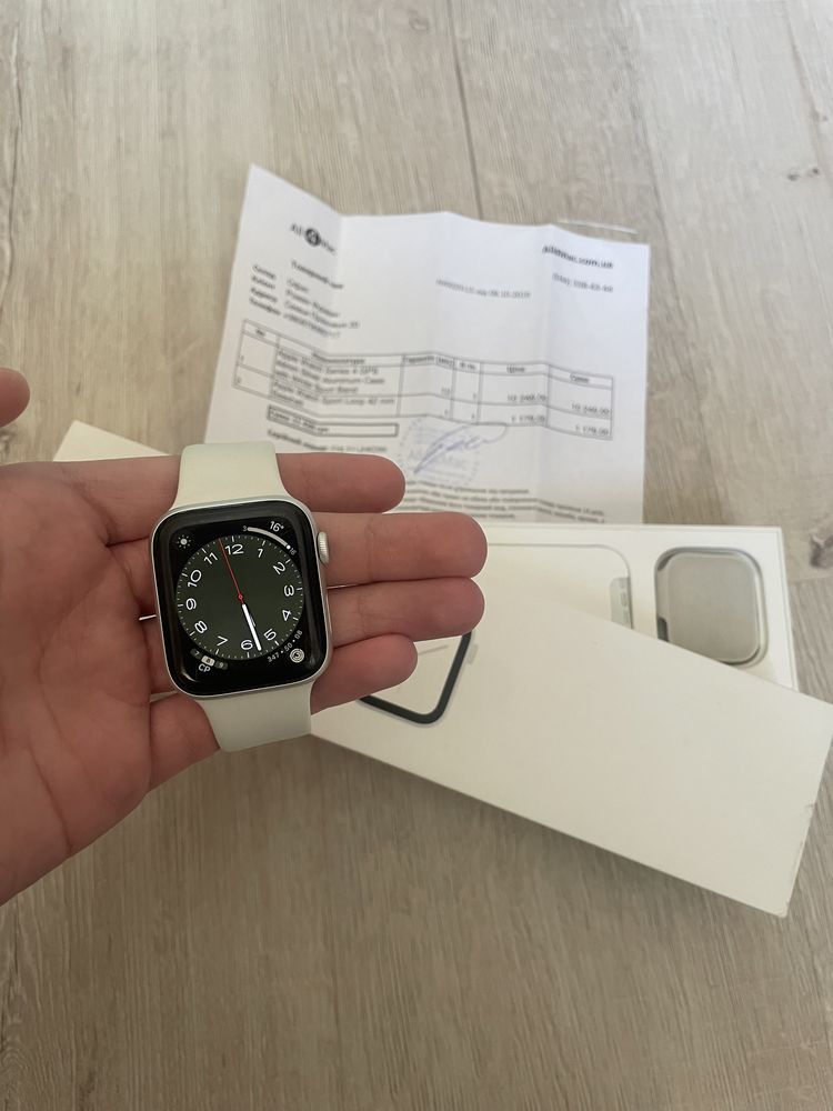 Apple Watch 4 44mm Полный комплект