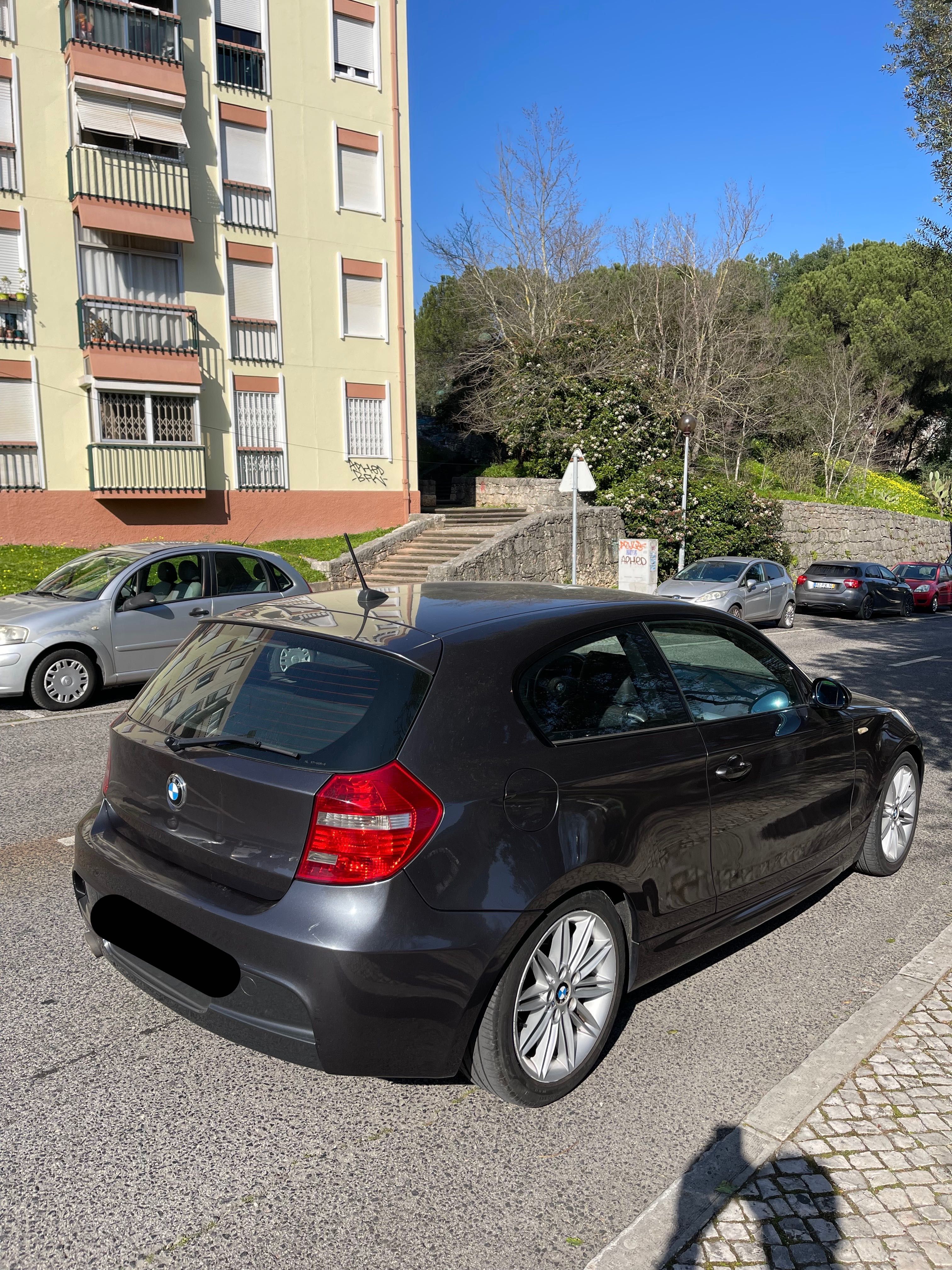 BMW 118d Pack M inter/ext - 2008