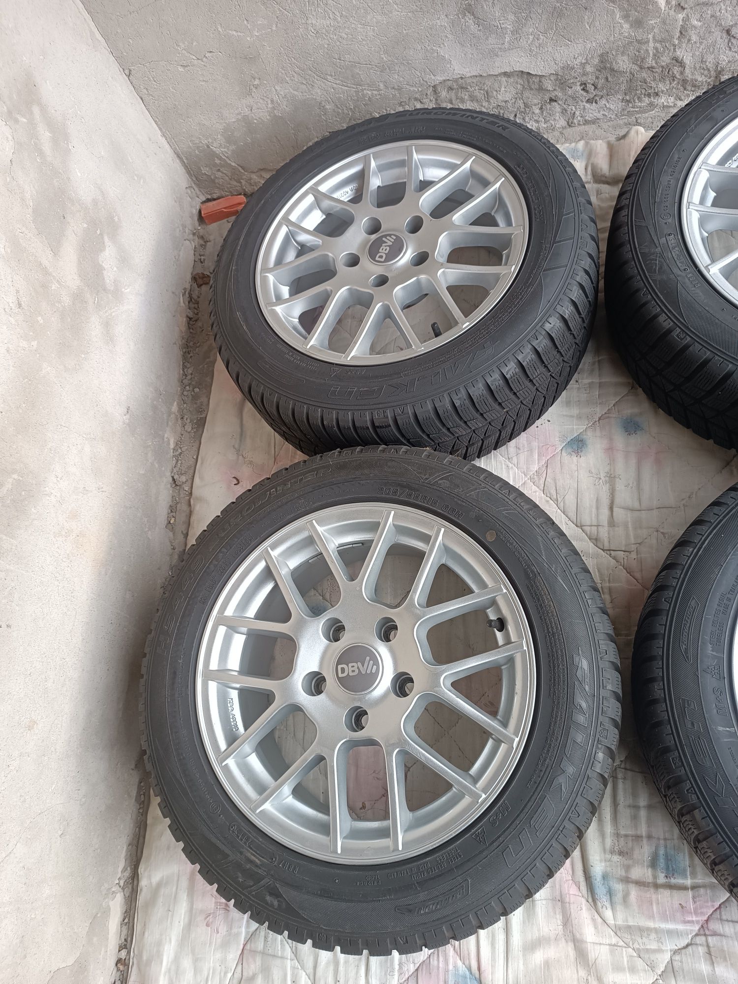 Komplet kół zima 15" 5x114 nissan mazda