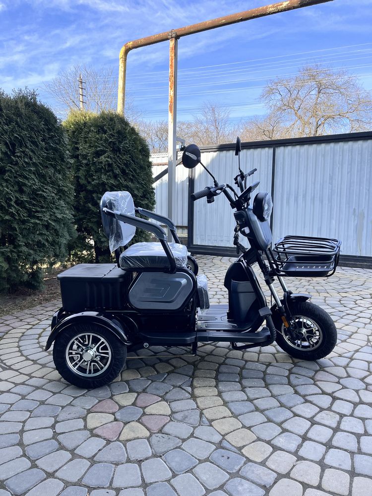 Трицикл електричний 800W Новий! Доставка Чорний колір