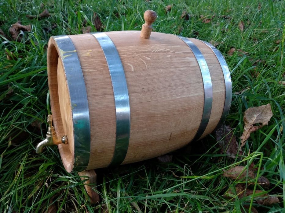 Дубові бочки герметичні, якісні. Діжка дубова. Гарний вигляд.