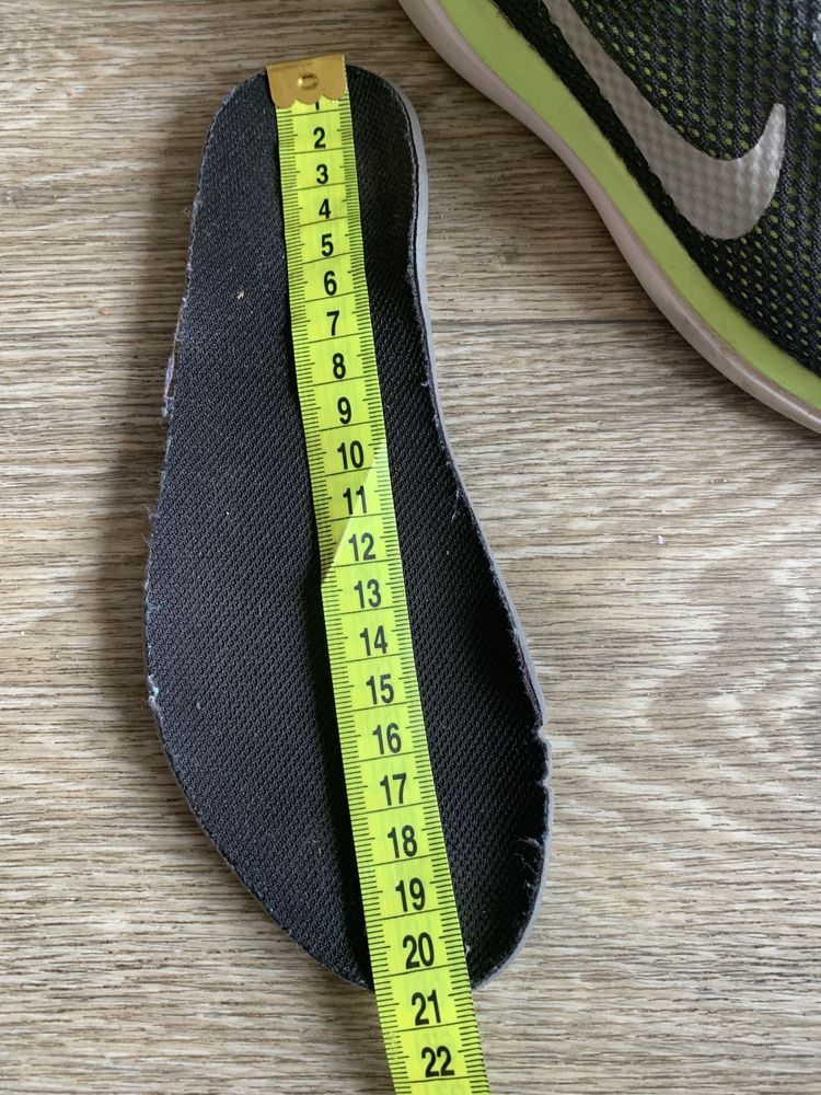 Кросівки Nike р.33 найк