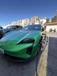 Porsche taycan gts