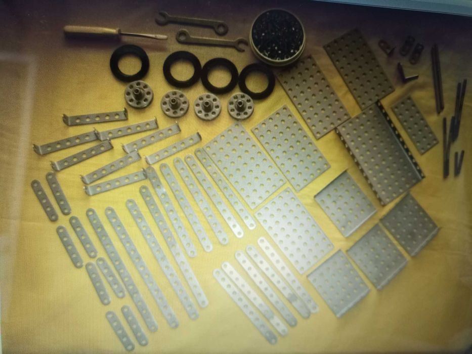 Конструктор из СССР: металлический Юный техник