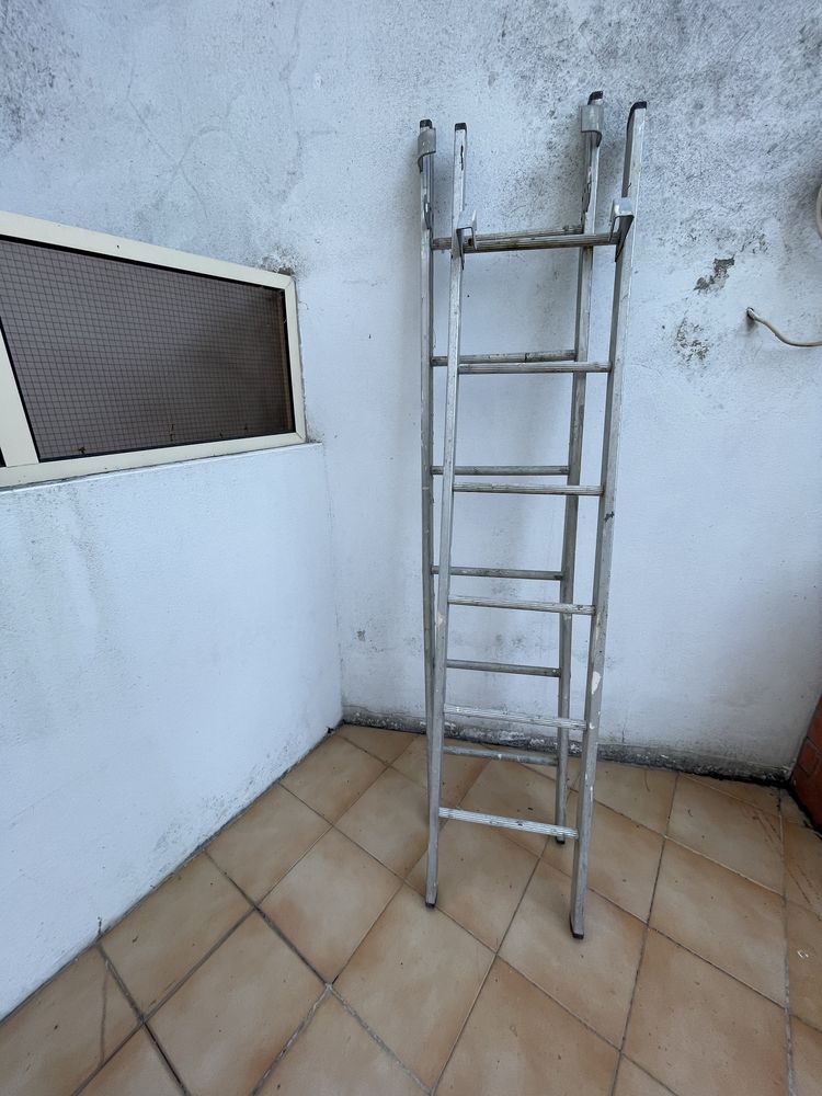 Escada extensível duas secções