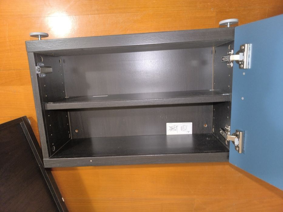 2 móveis besta IKEA