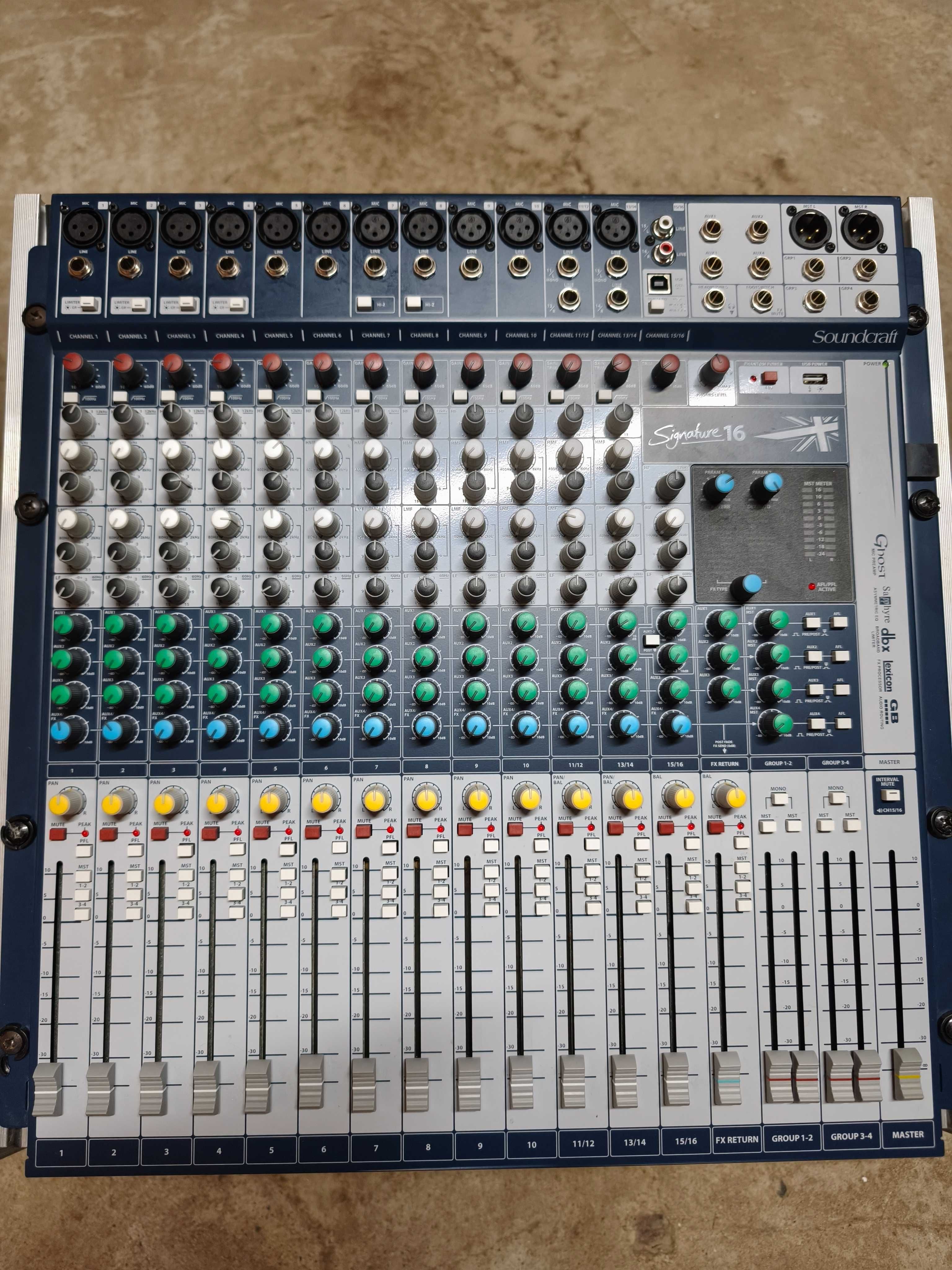 mikser soundcraft signature 16