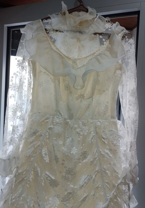 Vestido de noiva com manga comprida