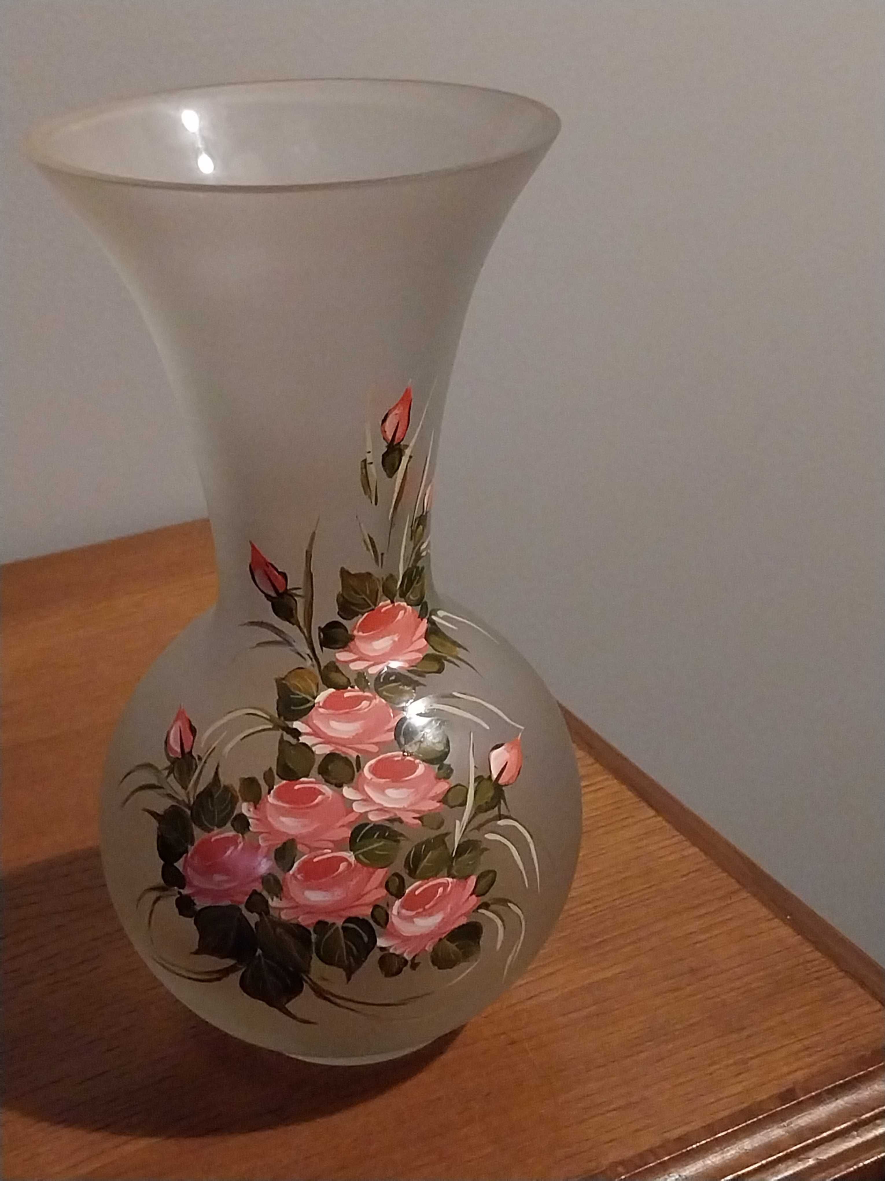 Jarra em vidro branco pintada à mão