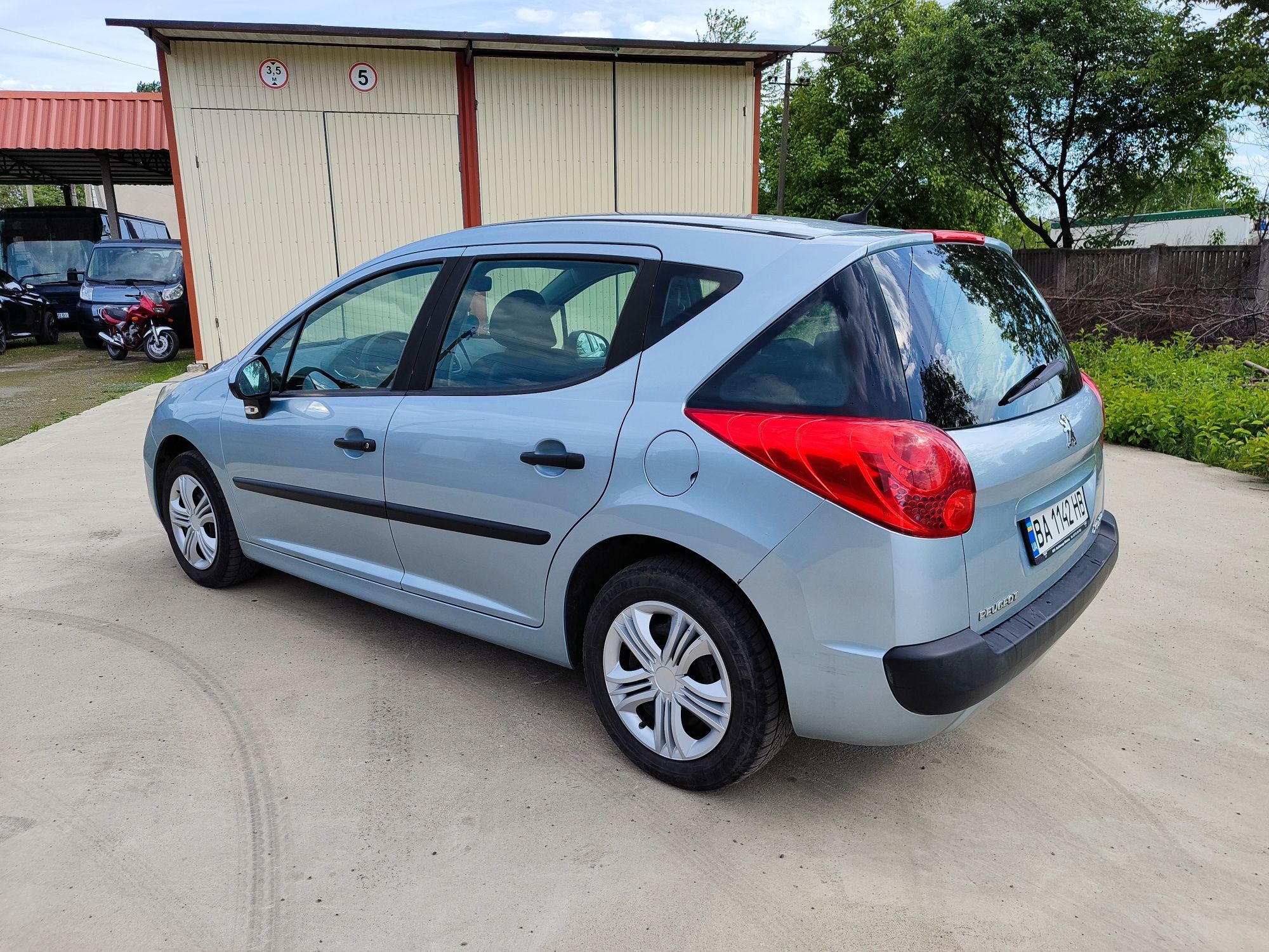 Peugeot 207 benzin 1.4