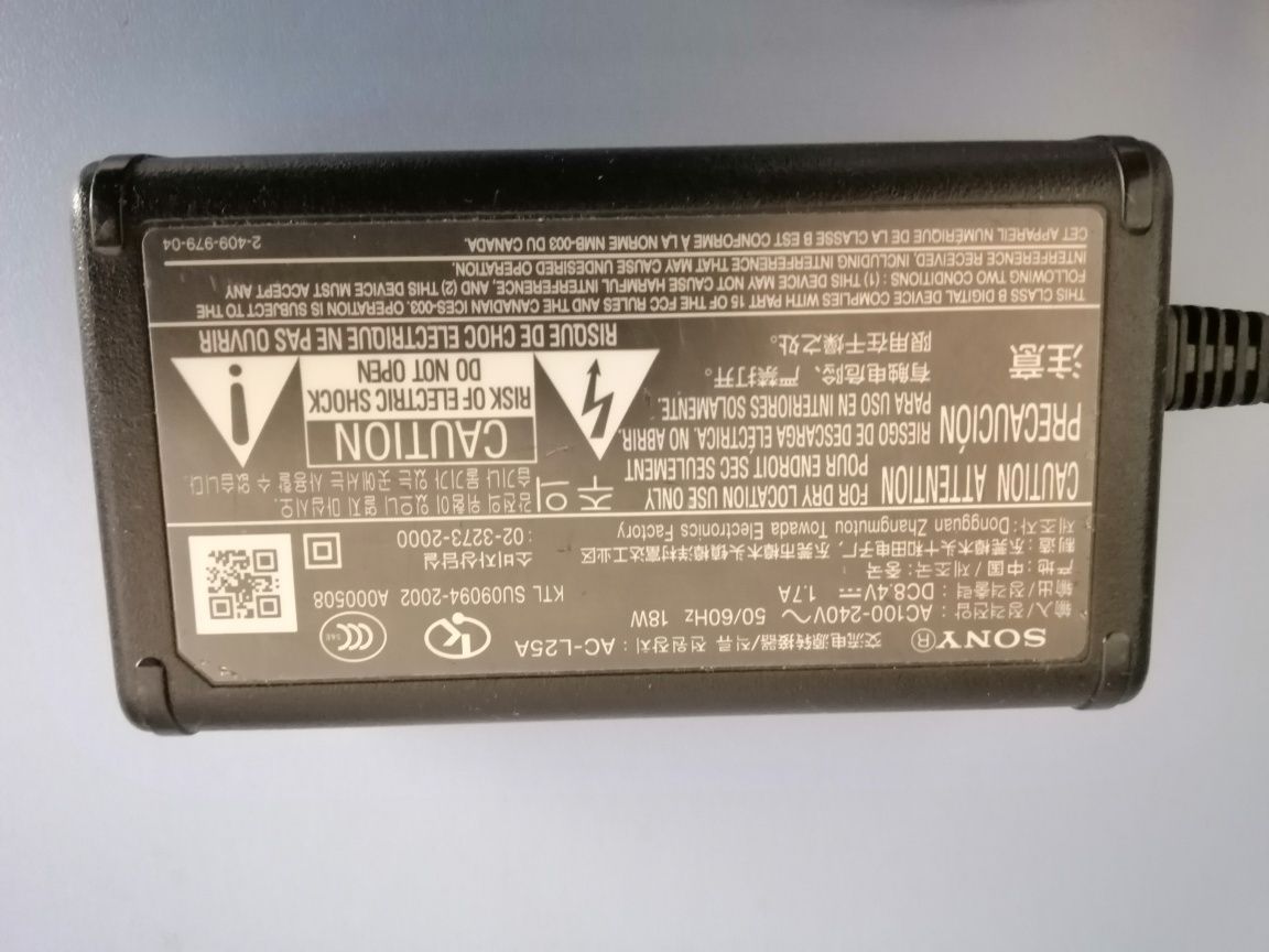 Блок живлення, адаптер SONY AC-L25А