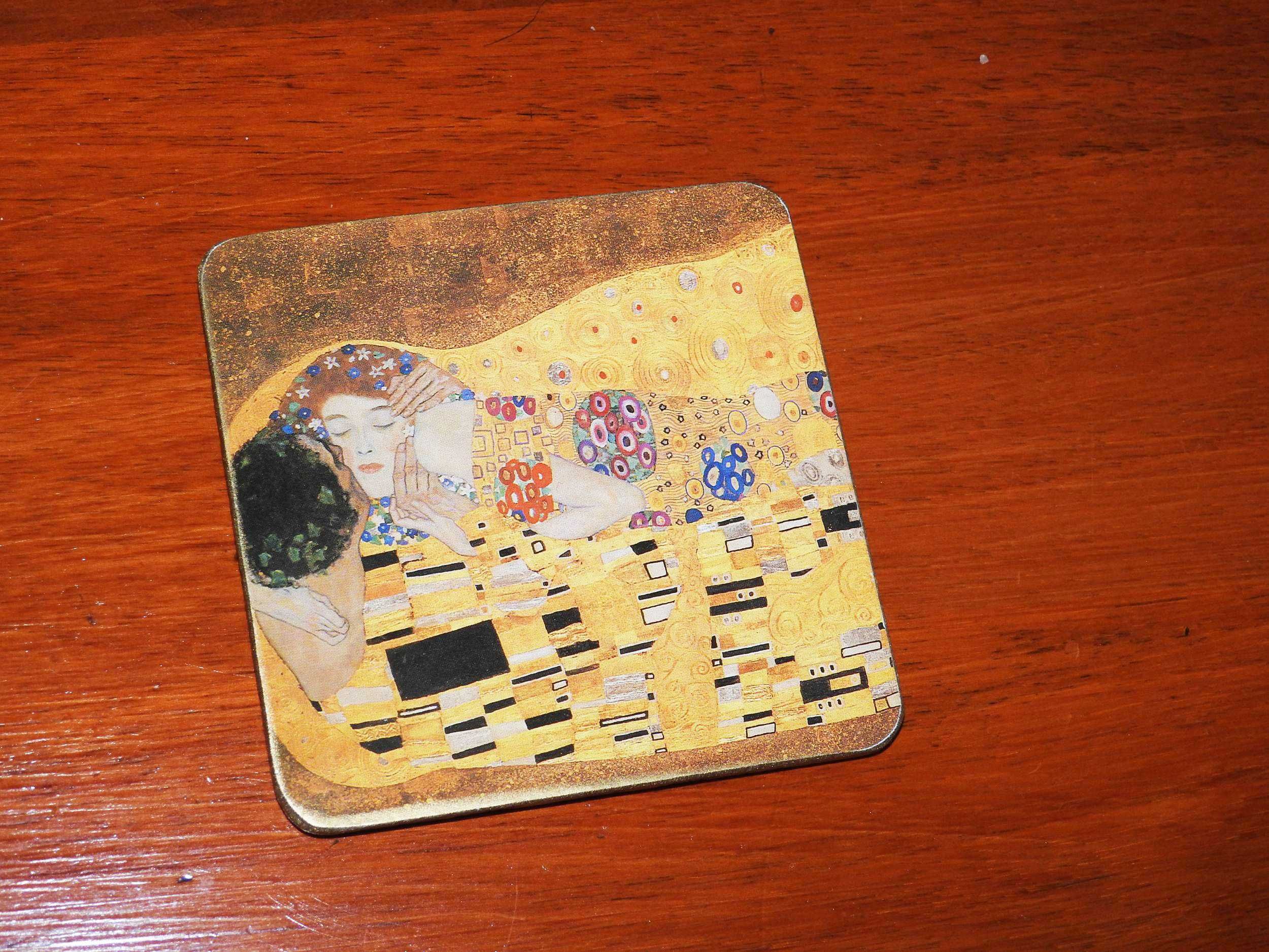 Podstawka pod kubek grafika Gustav Klimt - Pocałunek