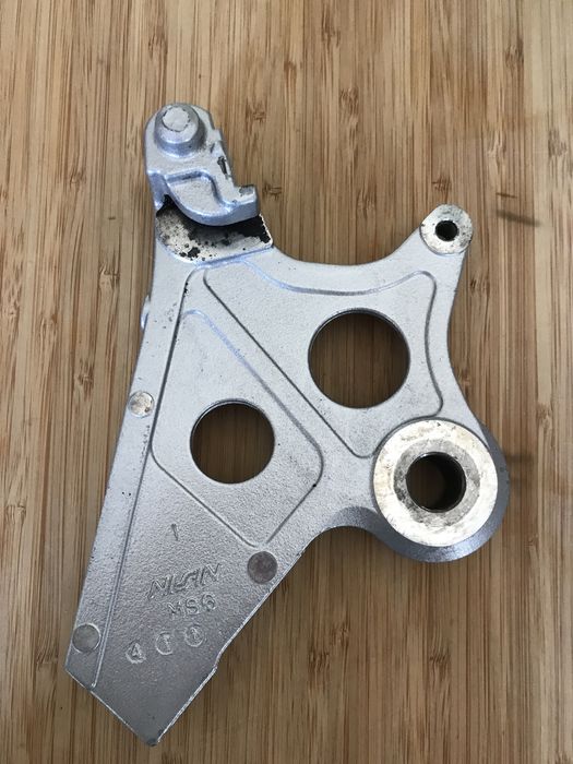 Suporte pinça travão Honda Transalp 600